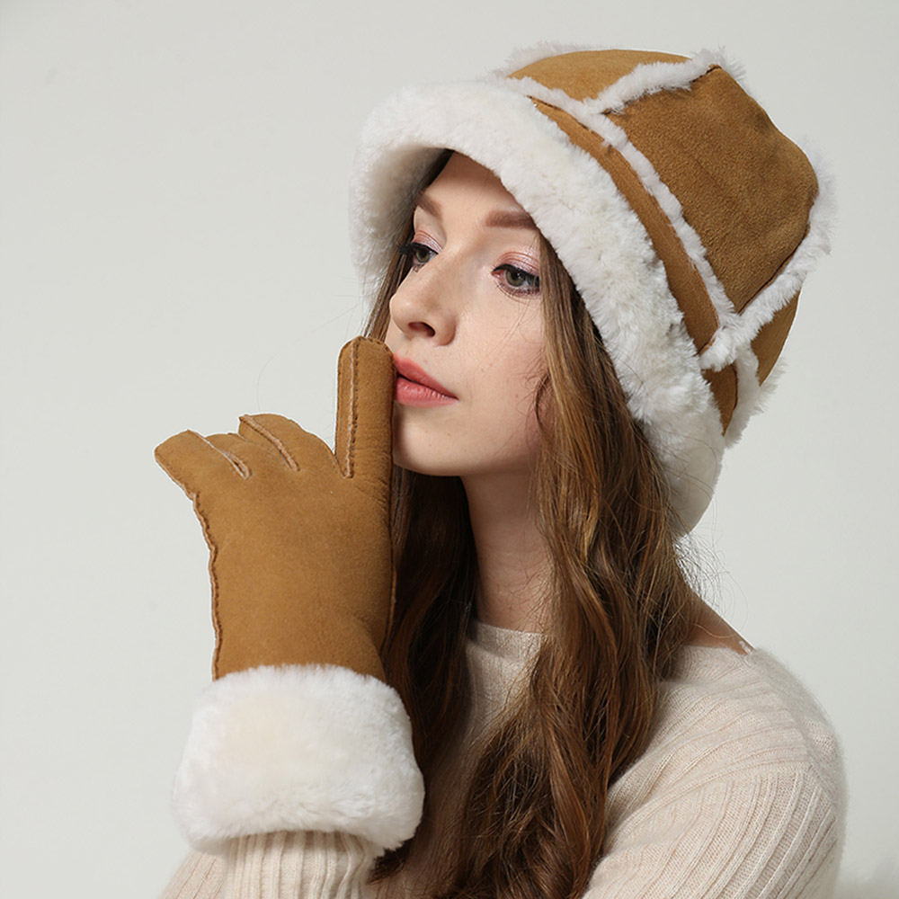 6-Piece Sheepskin UGG Hat 8 CS010-C