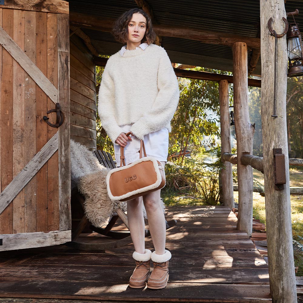 Omi Top-Handle UGG Bag 4 OZB025-C