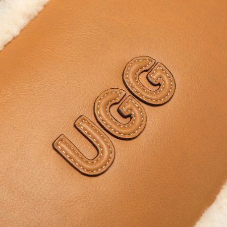 Omi Top-Handle UGG Bag 19 OZB025-C