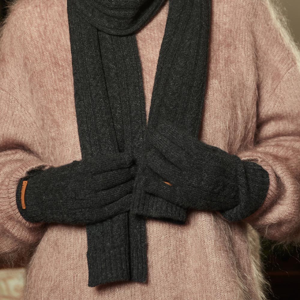 Cashmere Touch Screen UGG Gloves 6 OZC003-CHG